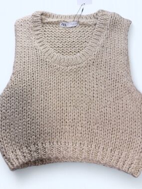 Cropped Gold Chunky Knit Scoop Neck Sweater Women’s Large